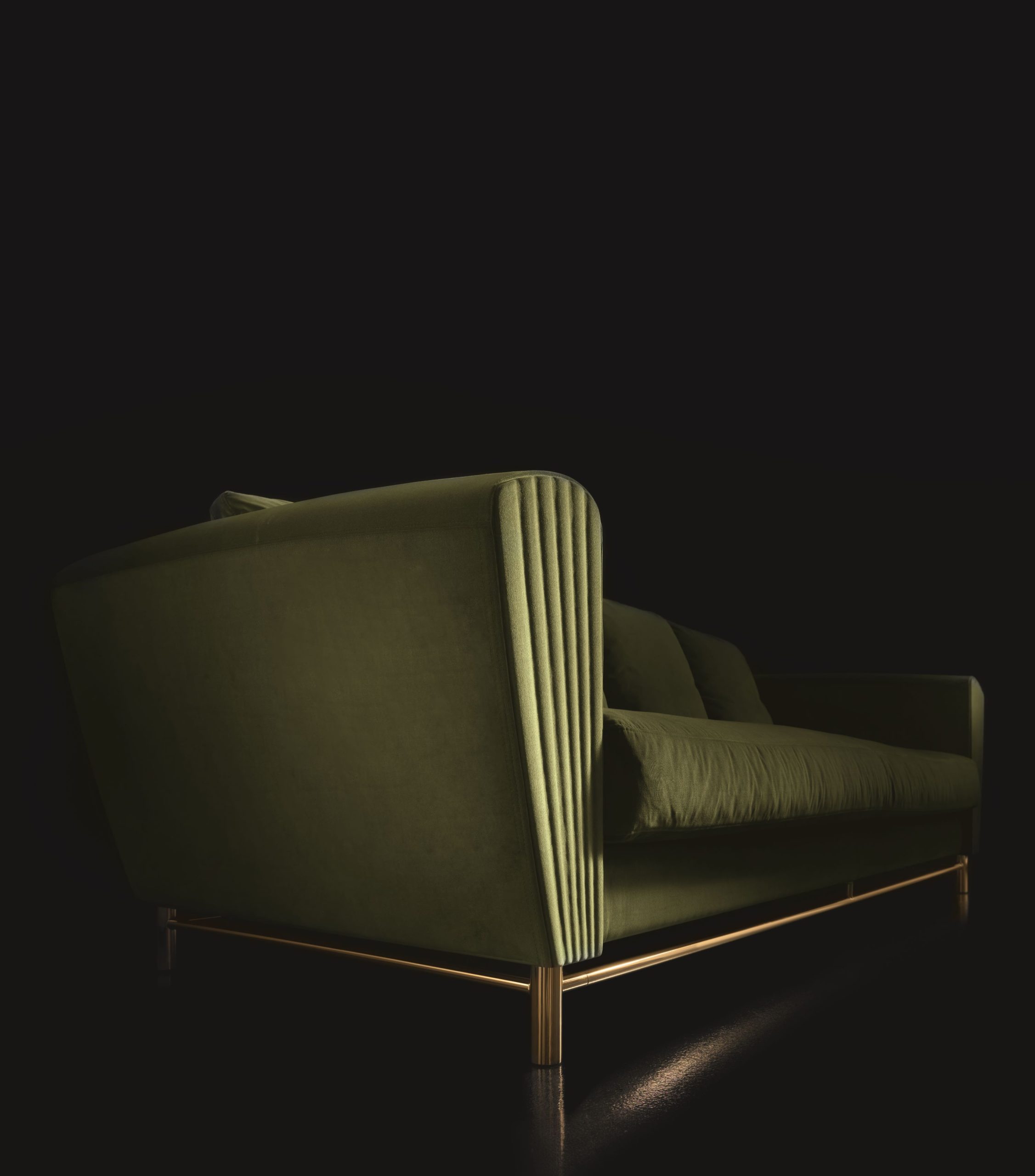 Rebel sofa by formerin italia is upholstered with fabric or leather. Seat and back cushions are filled with polyurethane foam and down feather