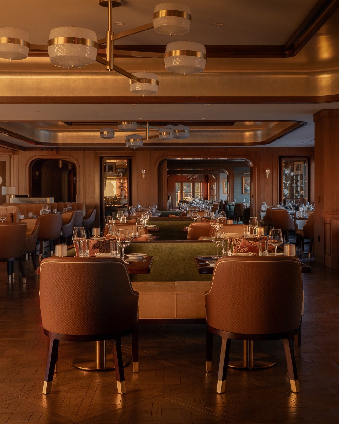 the penrose room restaurant by formerin italia produzione in-house arredamento taylor made
