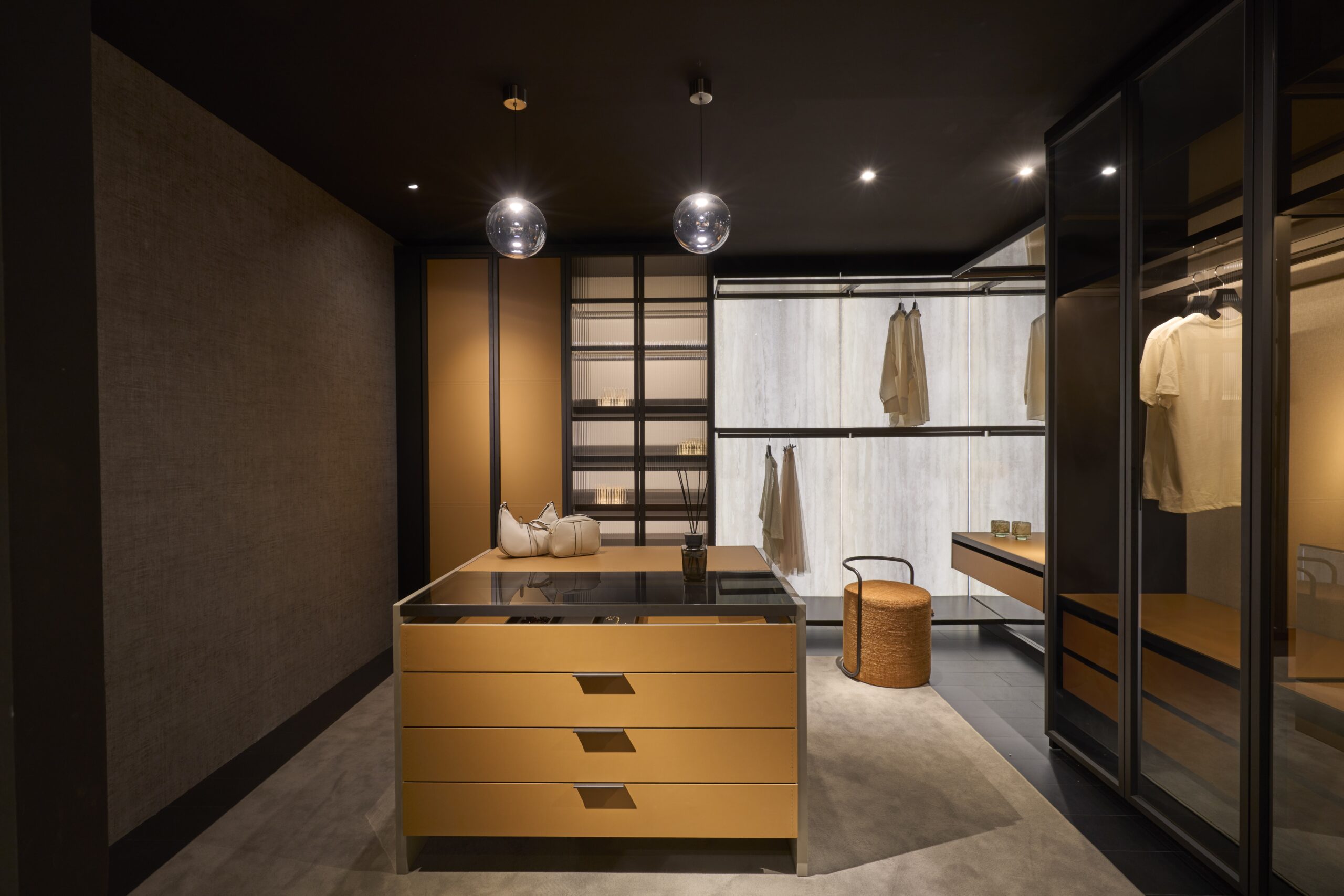 Formerin italia sistema cabina armadio su misura per interior design contemporaneo di lusso